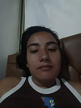 Chat +18 de Hellen_Alex ao vivo
