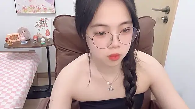 Chat +18 de Dawn-2 ao vivo