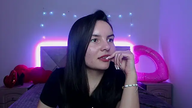 JasmineAsha – Kamerová šou