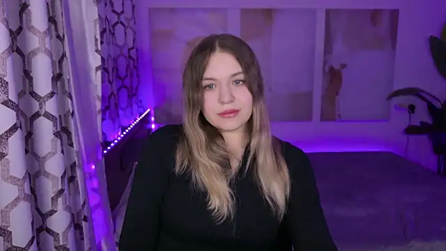 Chat XXX ao vivo de SimaHeaven