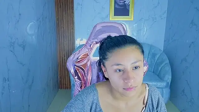 Chat XXX ao vivo de serabella_s