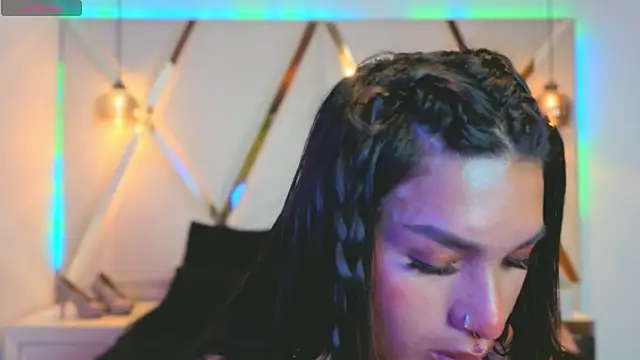 Živý XXX chat MeelFox