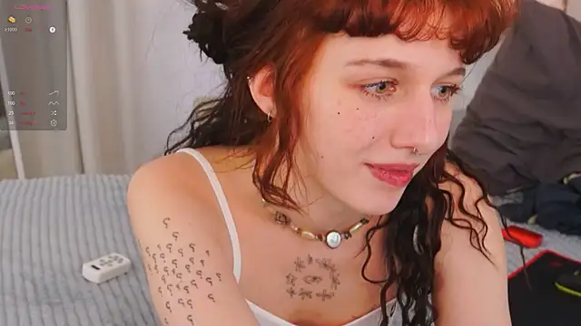 Chat +18 de LeelooYolo ao vivo