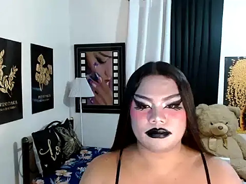 Živý XXX chat TSbrianaHugeCock