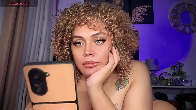 KhimMadness লাইভ XXX চ্যাট