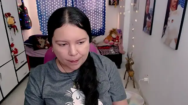 Онлайн чат XXX claryssa_