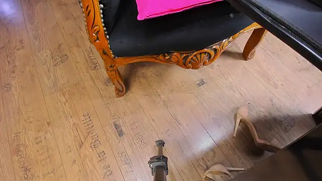 TaylorGrace: онлайн-секс-чат