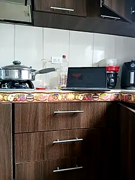 Chat +18 de candy69- ao vivo