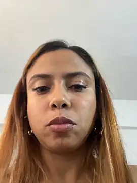 Онлайн чат XXX Samantha_rousse28