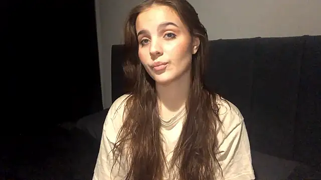 Chat +18 de LowriseZiziphus ao vivo