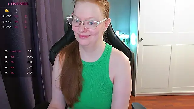 Chat +18 de Lady_Inari ao vivo