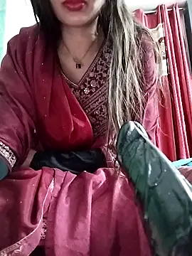 XXX chat uživo modela Noor_Darliing