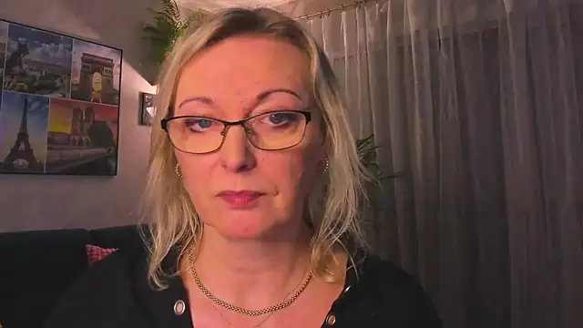 Show de vanessa_chat na webcam