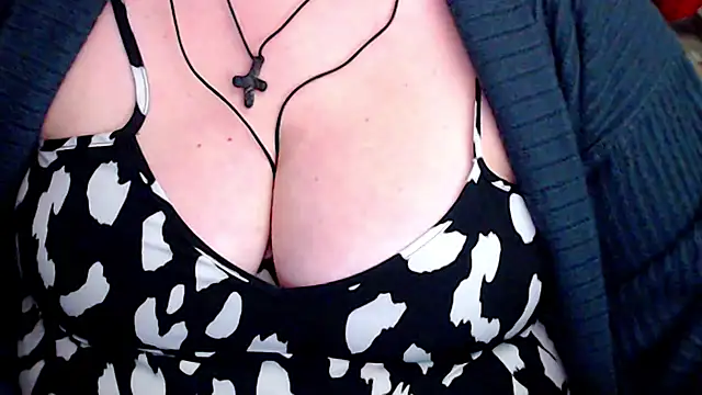 mayasmithn Live XXX chat