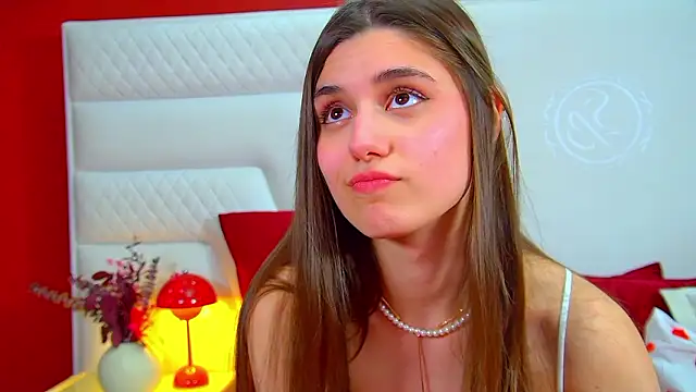 Онлайн чат XXX ArianaAllens