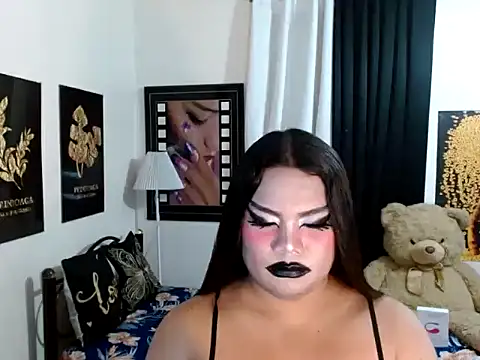 TSbrianaHugeCock 现场XXX聊天