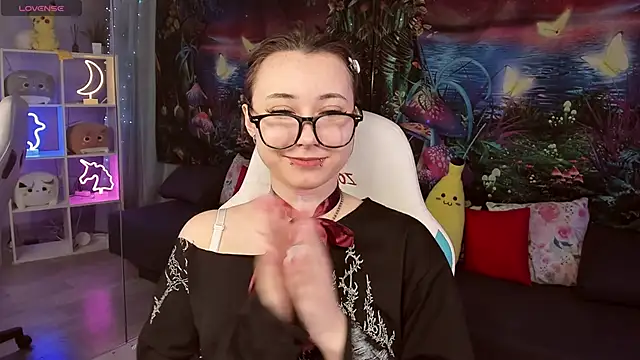 ClaraParks' Live XXX Chat