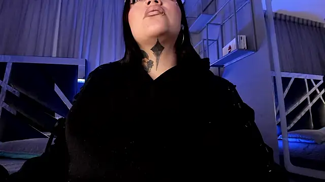 MAGIC_TESSA – Naživo XXX chat