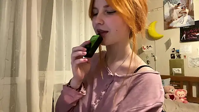 DynaLoom Chat XXX live