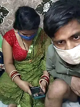 Aditya_sanjna webkamerás műsora