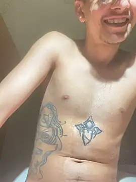 lucasBuenosdias: διαδικτυακό σόου στην κάμερα