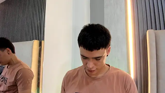 BenitoSaenz élő XXX-chatje