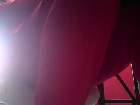 thetimebeing71n Webbikameraesitys