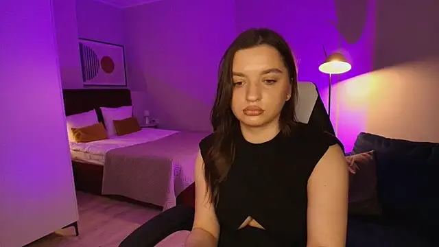 kirastorm_ Live XXX Chat