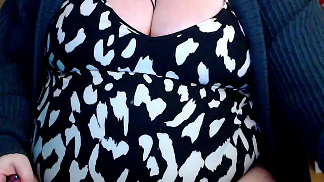 Chat +18 de mayasmith ao vivo