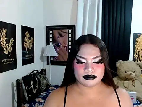 TSbrianaHugeCock's Webcam Show