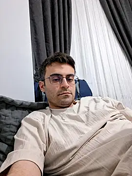 Obstacless webkamerás műsora