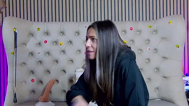 PlayfulShow webkamerás műsora