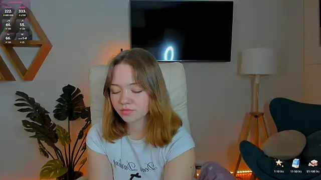 Kiss_Moon Adlı Modelin Web Kamerası Şovu