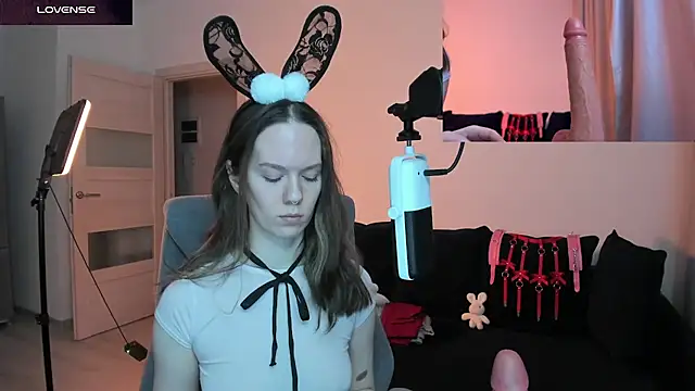 Goddess_of_Fertility Chat XXX live