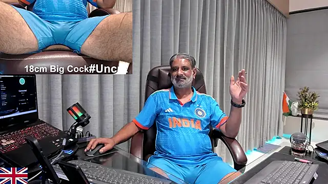 Show de OnlineBossUK na webcam