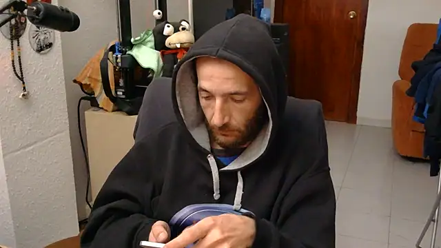 softail85: διαδικτυακό σόου στην κάμερα