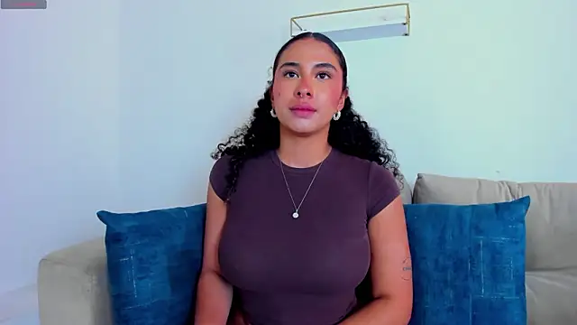 april_smiith 现场XXX聊天