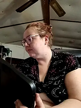 Chatroom XXX en direct de XEmoxkittyx