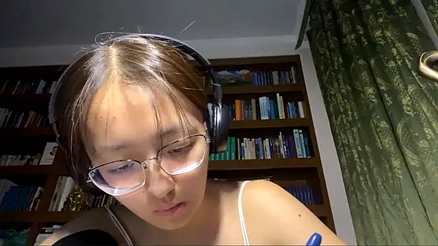 LinaClous – Live XXX-chat