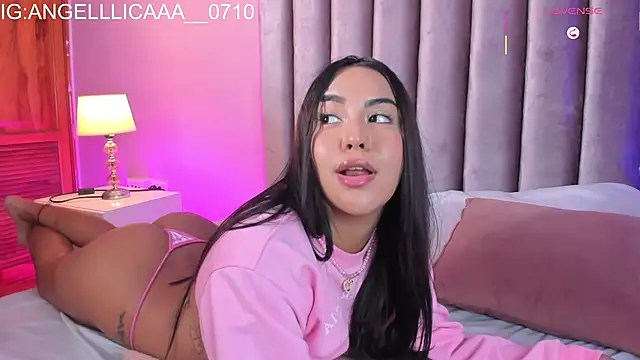 Little_Angelica18のライブXXXチャット