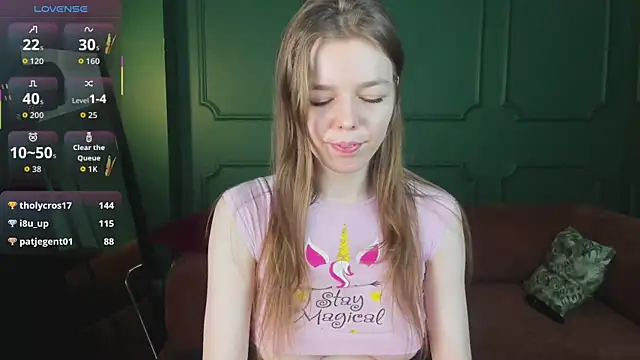 _Tina_Tayllor_のライブXXXチャット