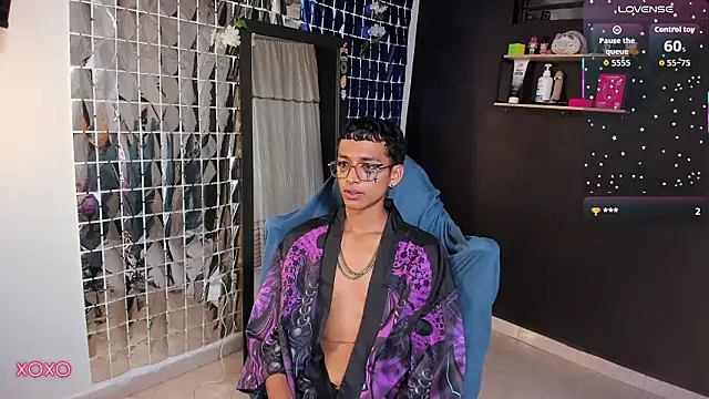 _Josh_Moon_: онлайн-секс-чат