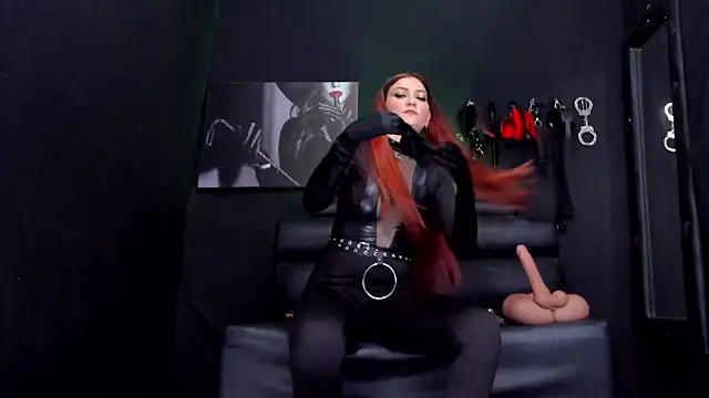 AprilStoness: онлайн-секс-чат