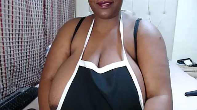 CHOCOLATEDARKBUSTYX – Live XXX-chat