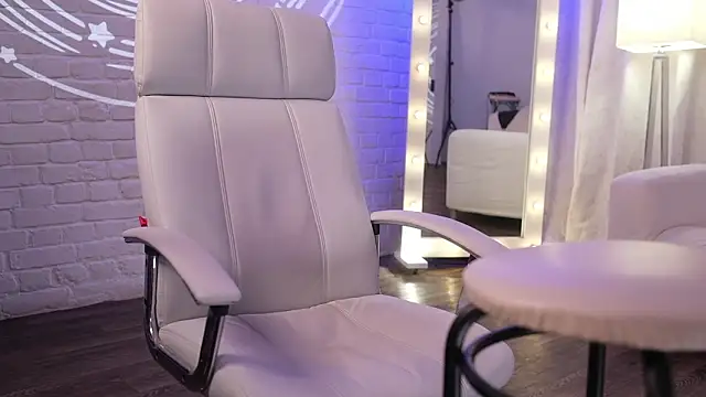 Chat +18 de Margo_Pearls ao vivo