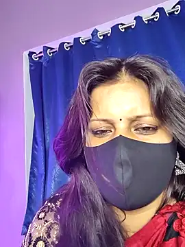 noty_girl2 Show in webcam