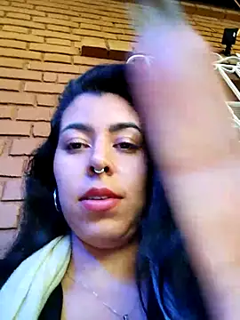 แชท XXX สดของ Luianna