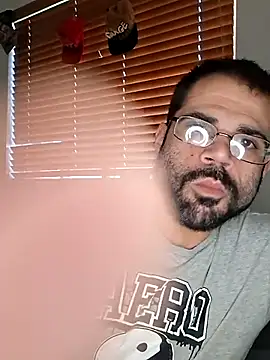 Zander823's Live XXX Chat