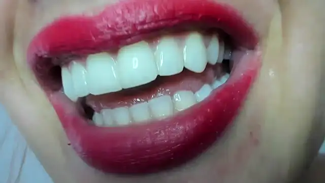 Chat XXX en directo de queen_fetish