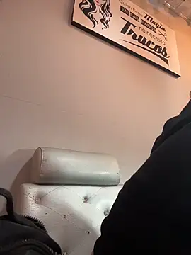 KarlaWild: απευθείας συνομιλία ΧΧΧ